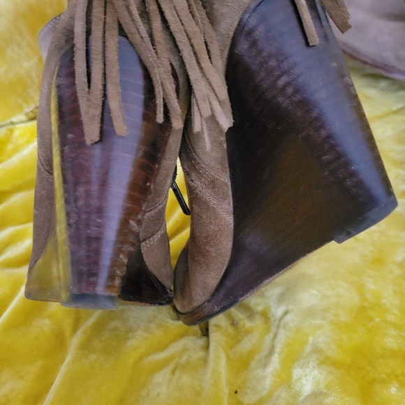 Frye CeCe tassel bootie size 7.5 - Picture 8 of 8
